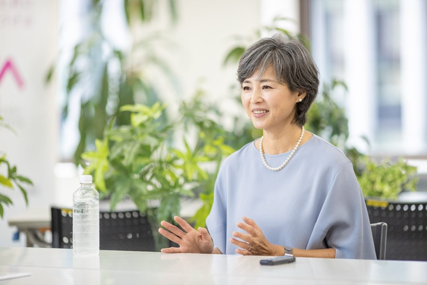石原洋子さんのインタビュー写真