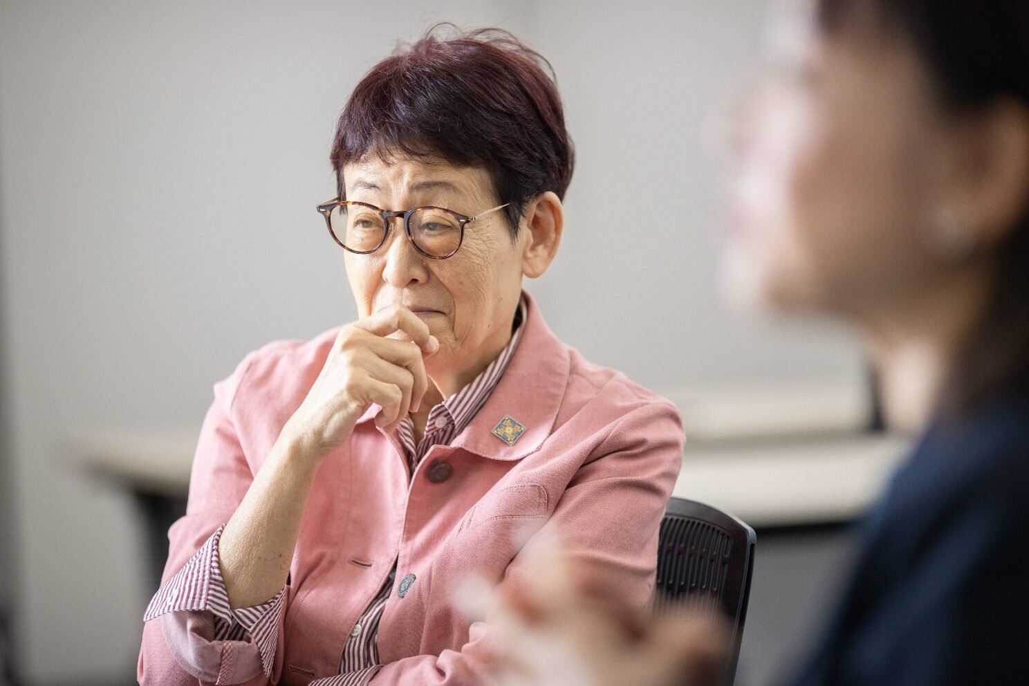 スーパーバイザーとしてROS様のカウンセラー育成を担当した網野講師。