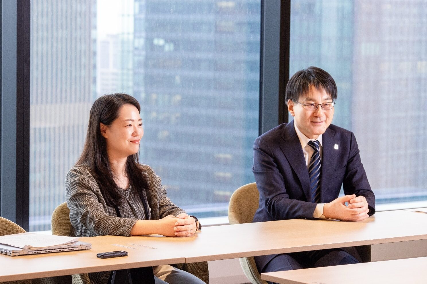 塩野義製薬株式会社様 インタビューの様子